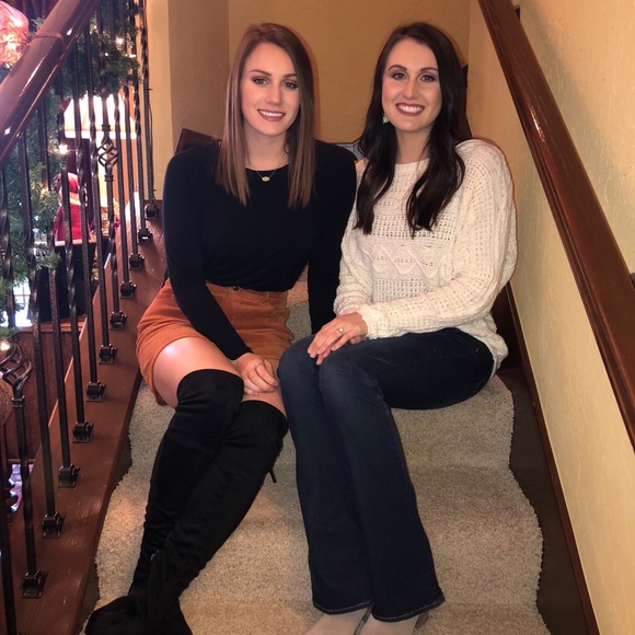 CHECK HER CLOSET! - Picture 2 of 7